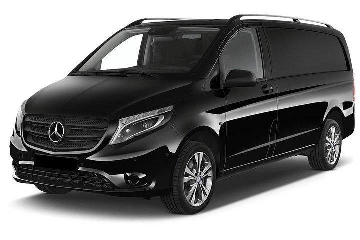 VTC Van 7 places Mercedes Paris